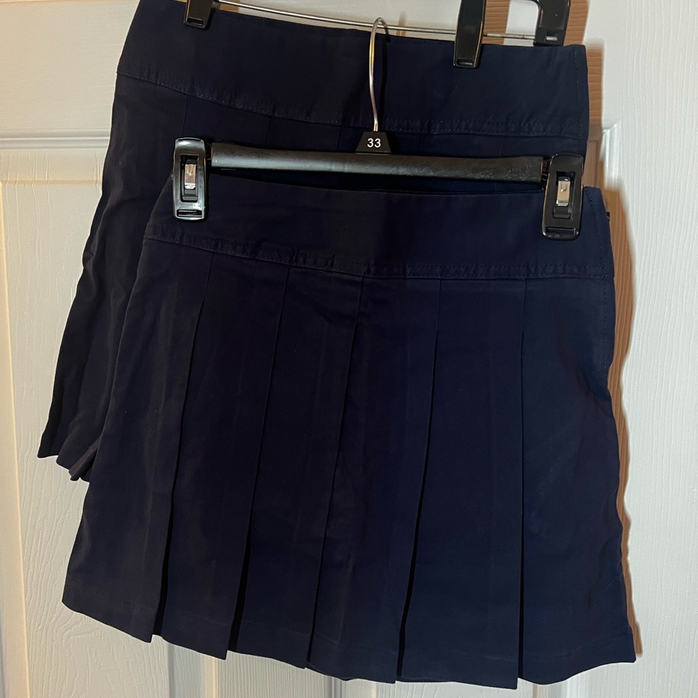 2 Girls Navy Skorts Excellent Condition Size: 10
